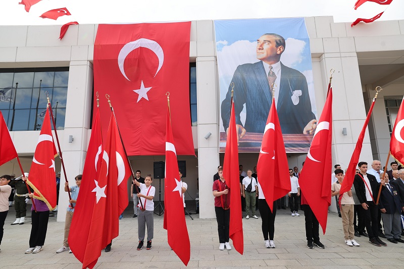 30 Ağustos Zafer Bayramı ve Türk Silahlı Kuvvetleri Günü Kutlandı